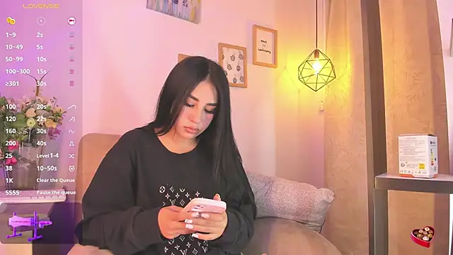 Snapshot of Chanttall_ chatting on February 20, 2025, 5:12 am Chanttall  online show from February 20, 2025, 5:12 am
