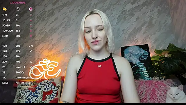 Snapshot of cheryl_mason chatting on April 18, 2026, 10:32 pm cheryl mason online show from April 18, 2026, 10:32 pm