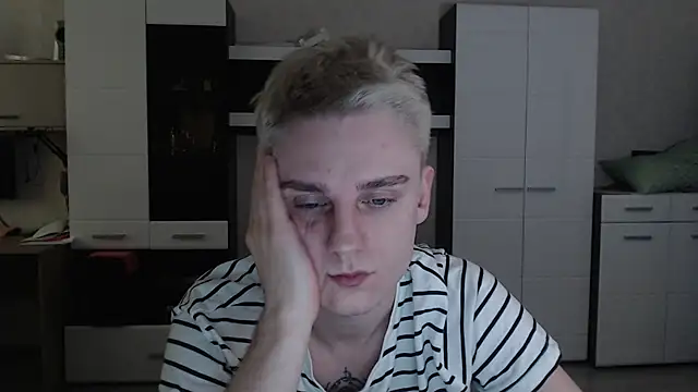 angryzan online show from February 21, 2025, 4:29 am