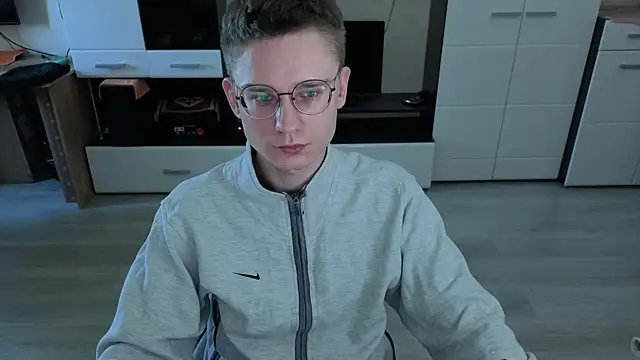 angryzan online show from November 20, 2025, 5:51 am