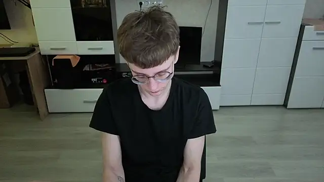 angryzan online show from April 3, 2026, 6:00 am