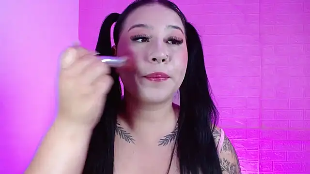  hooly online show from October 11, 2025, 2:04 pm