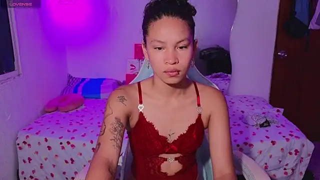 Snapshot of Peggy_Funn chatting on April 26, 2026, 12:19 am Peggy Funn online show from April 26, 2026, 12:19 am