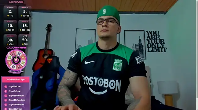 Snapshot of seancarreraa chatting on December 12, 2024, 7:59 pm seancarreraa online show from December 12, 2024, 7:59 pm