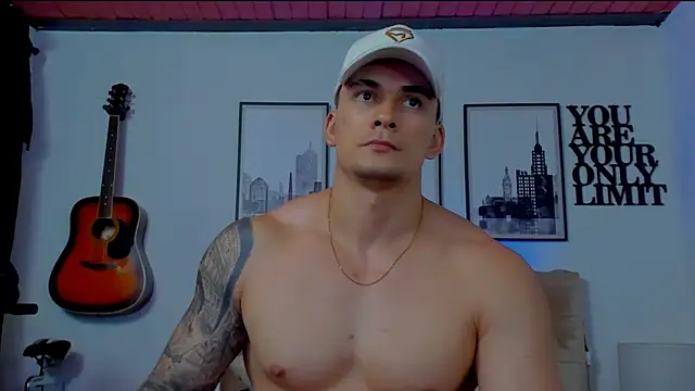 Snapshot of seancarreraa chatting on January 9, 2025, 12:03 am seancarreraa online show from January 9, 2025, 12:03 am