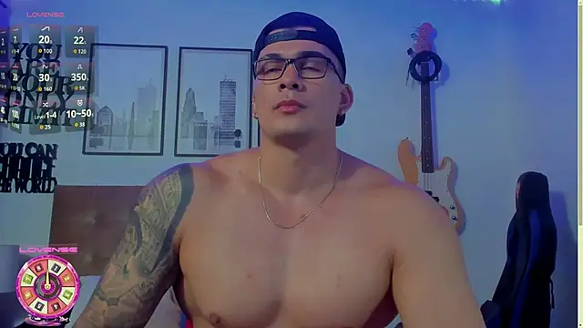 Snapshot of seancarreraa chatting on October 14, 2025, 11:55 am seancarreraa online show from October 14, 2025, 11:55 am