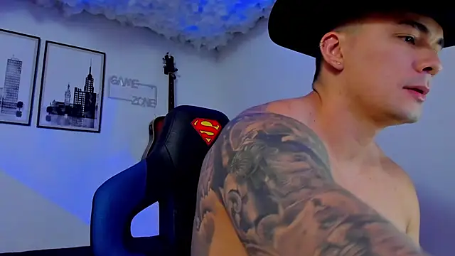 seancarreraa online show from April 18, 2026, 11:49 pm