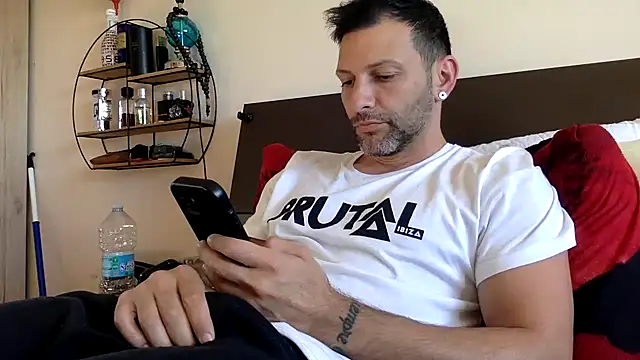 goroasroma90 online show from April 8, 2026, 3:56 pm