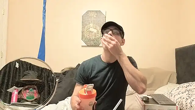 hailzeffn online show from March 24, 2026, 12:54 pm