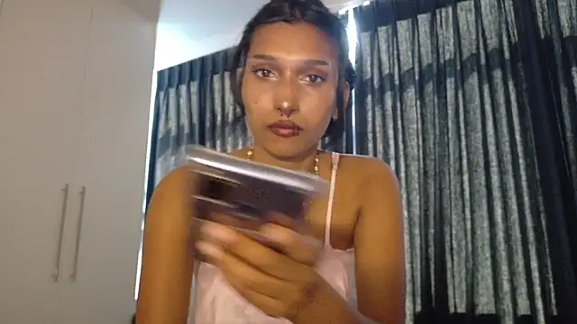 Snapshot of kawaiibabypie1 chatting on December 14, 2025, 1:27 pm kawaiibabypie1 online show from December 14, 2025, 1:27 pm