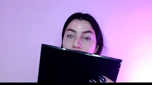 Snapshot of sophy_rock chatting on November 30, 2025, 3:27 pm sophy rock online show from November 30, 2025, 3:27 pm