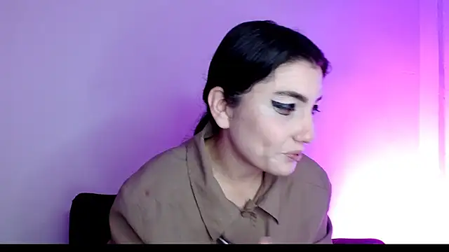 Snapshot of sophy_rock chatting on December 5, 2025, 3:41 pm sophy rock online show from December 5, 2025, 3:41 pm