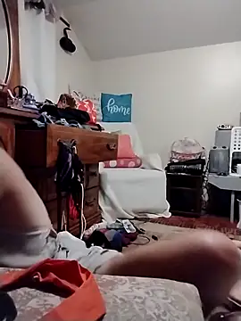 Snapshot of whitetrashdirtyslut chatting on September 11, 2025, 12:00 am whitetrashdirtyslut online show from September 11, 2025, 12:00 am