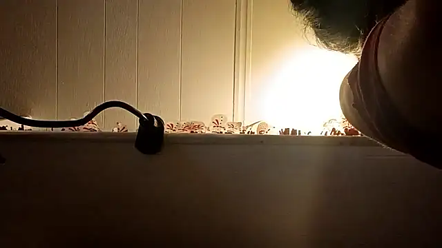 Snapshot of whitetrashdirtyslut chatting on December 5, 2025, 8:27 pm whitetrashdirtyslut online show from December 5, 2025, 8:27 pm