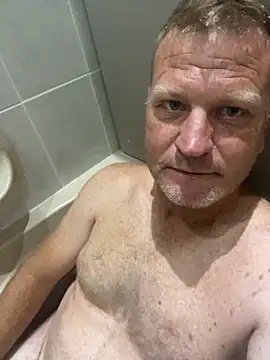 Snapshot of sexycouple109 chatting on January 17, 2025, 3:32 pm sexycouple109 online show from January 17, 2025, 3:32 pm