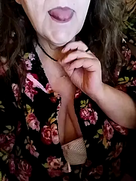 Snapshot of Snezhana chatting on February 21, 2025, 6:15 pm Snezhana online show from February 21, 2025, 6:15 pm