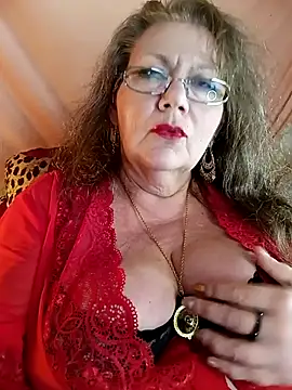 Snapshot of Snezhana chatting on September 17, 2025, 4:14 am Snezhana online show from September 17, 2025, 4:14 am