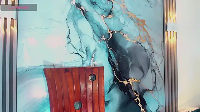 khiara moretti online show from February 5, 2026, 11:26 am