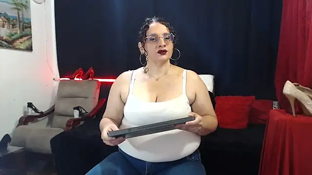 Snapshot of Aleja_Gonzales chatting on February 24, 2026, 4:49 pm Aleja Gonzales online show from February 24, 2026, 4:49 pm