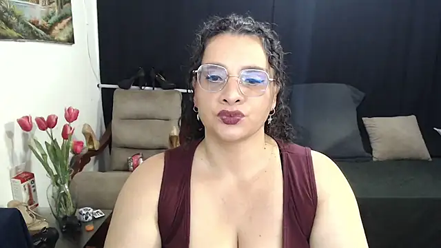 Snapshot of Aleja_Gonzales chatting on March 20, 2026, 12:48 am Aleja Gonzales online show from March 20, 2026, 12:48 am