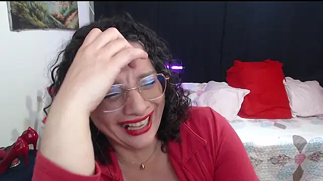 Snapshot of Aleja_Gonzales chatting on April 24, 2026, 2:36 am Aleja Gonzales online show from April 24, 2026, 2:36 am