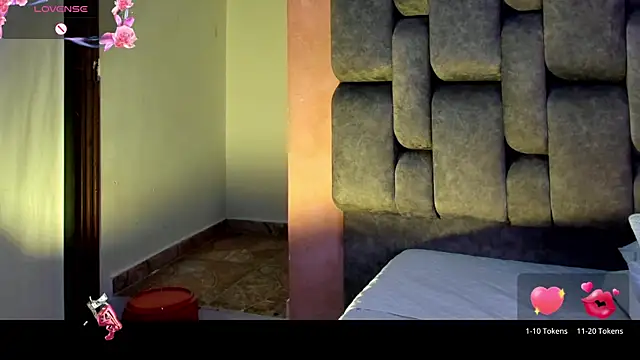 Snapshot of Agathaargent_ chatting on May 23, 2026, 9:02 am Agathaargent online show from May 23, 2026, 9:02 am