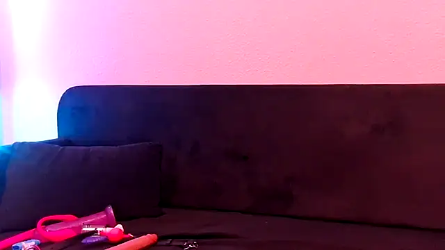 Snapshot of Blzsugar chatting on April 15, 2026, 12:06 am Blzsugar online show from April 15, 2026, 12:06 am