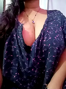 Snapshot of Jaanu_Jaanvi chatting on February 1, 2025, 8:05 pm Jaanu Jaanvi online show from February 1, 2025, 8:05 pm