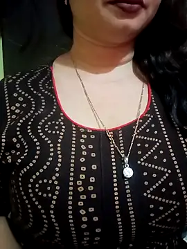 Snapshot of Jaanu_Jaanvi chatting on November 4, 2025, 7:46 pm Jaanu Jaanvi online show from November 4, 2025, 7:46 pm