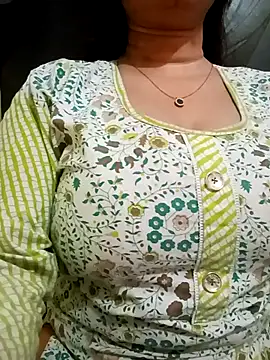 Snapshot of Jaanu_Jaanvi chatting on December 13, 2025, 8:47 pm Jaanu Jaanvi online show from December 13, 2025, 8:47 pm