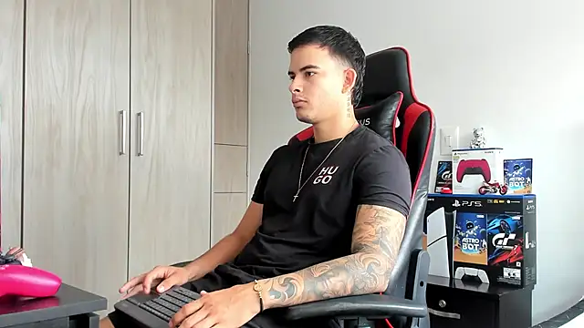 Snapshot of jacob_firexx chatting on November 1, 2025, 1:35 pm jacob firexx online show from November 1, 2025, 1:35 pm