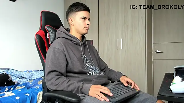 Snapshot of jacob_firexx chatting on November 11, 2025, 11:43 am jacob firexx online show from November 11, 2025, 11:43 am