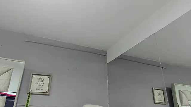 Sara Greey online show from January 28, 2025, 1:05 pm