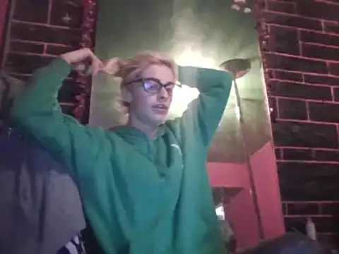 Snapshot of watermellonpussy chatting on February 5, 2025, 6:02 am watermellonpussy online show from February 5, 2025, 6:02 am