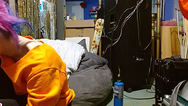 Snapshot of watermellonpussy chatting on December 5, 2025, 4:32 am watermellonpussy online show from December 5, 2025, 4:32 am