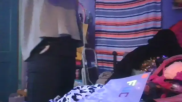 Snapshot of watermellonpussy chatting on February 25, 2026, 4:22 am watermellonpussy online show from February 25, 2026, 4:22 am