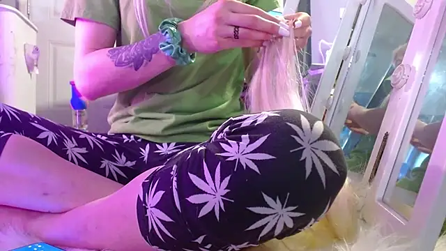 Snapshot of watermellonpussy chatting on March 2, 2026, 7:59 am watermellonpussy online show from March 2, 2026, 7:59 am