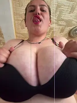 annavalentinebbwx online show from May 7, 2026, 9:14 am