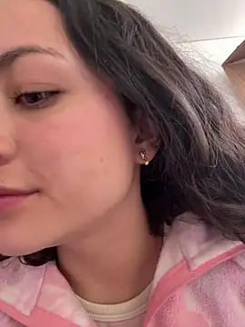 Snapshot of Megan_Rodrigo chatting on May 28, 2026, 1:41 pm Megan Rodrigo online show from May 28, 2026, 1:41 pm