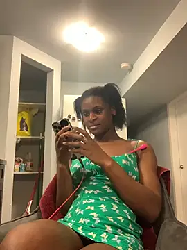 ninaperry777 online show from March 7, 2025, 4:46 am