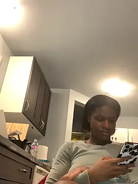 ninaperry777 online show from March 16, 2025, 8:11 pm