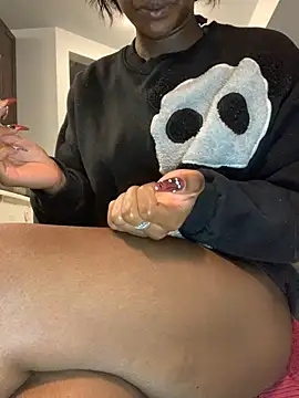 ninaperry777 online show from March 20, 2025, 9:02 pm