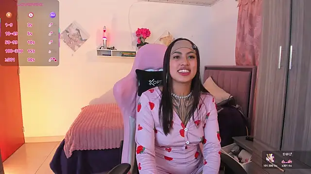 Snapshot of Kayla_foxxy chatting on May 24, 2026, 12:15 am Kayla foxxy online show from May 24, 2026, 12:15 am
