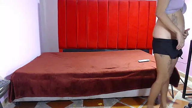 Snapshot of DulceAmazing chatting on February 19, 2025, 12:11 pm DulceAmazing online show from February 19, 2025, 12:11 pm