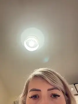 xxcurvyjessiexx online show from December 4, 2025, 6:27 pm