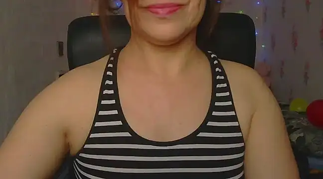 KittyyLaBeauty online show from March 4, 2025, 2:10 pm