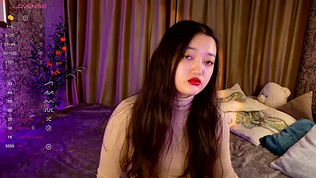 FreyaRaya online show from November 27, 2025, 3:30 am