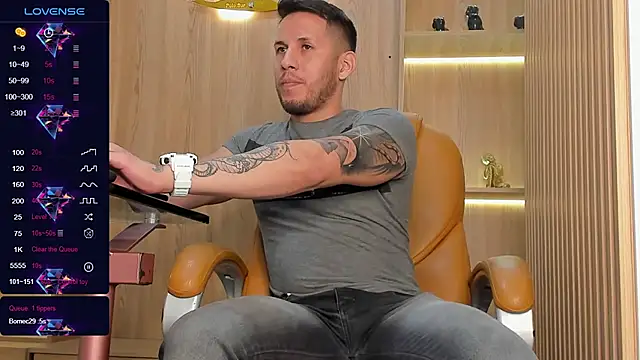 Snapshot of George_Diesell chatting on February 17, 2025, 12:10 am George Diesell online show from February 17, 2025, 12:10 am