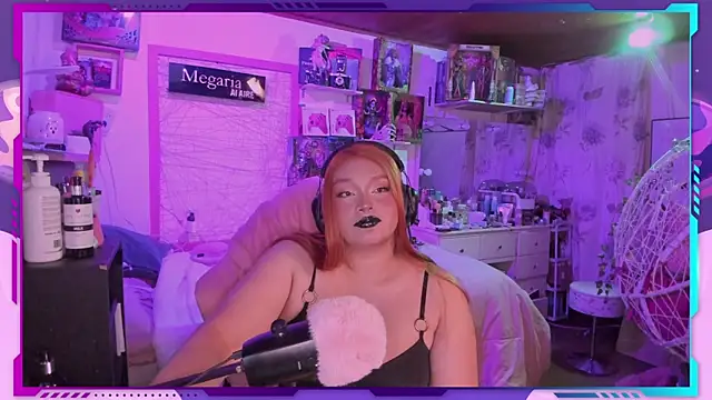 MegariaB online show from September 14, 2025, 3:38 am