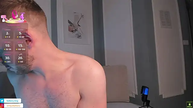 EnriqueBarberry online show from December 19, 2025, 6:20 am